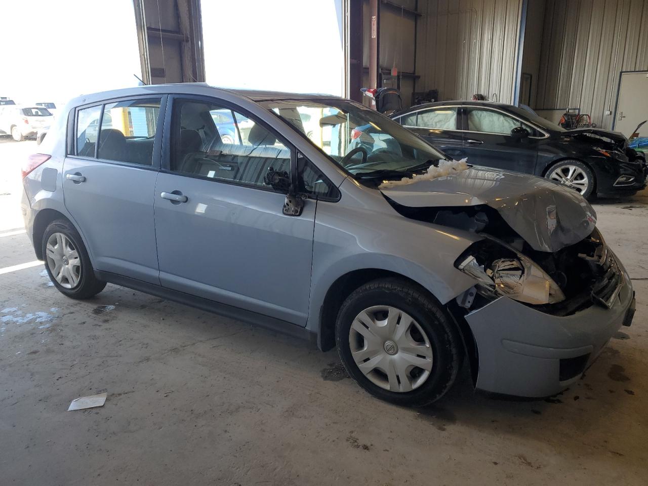 2010 Nissan Versa - Image 4