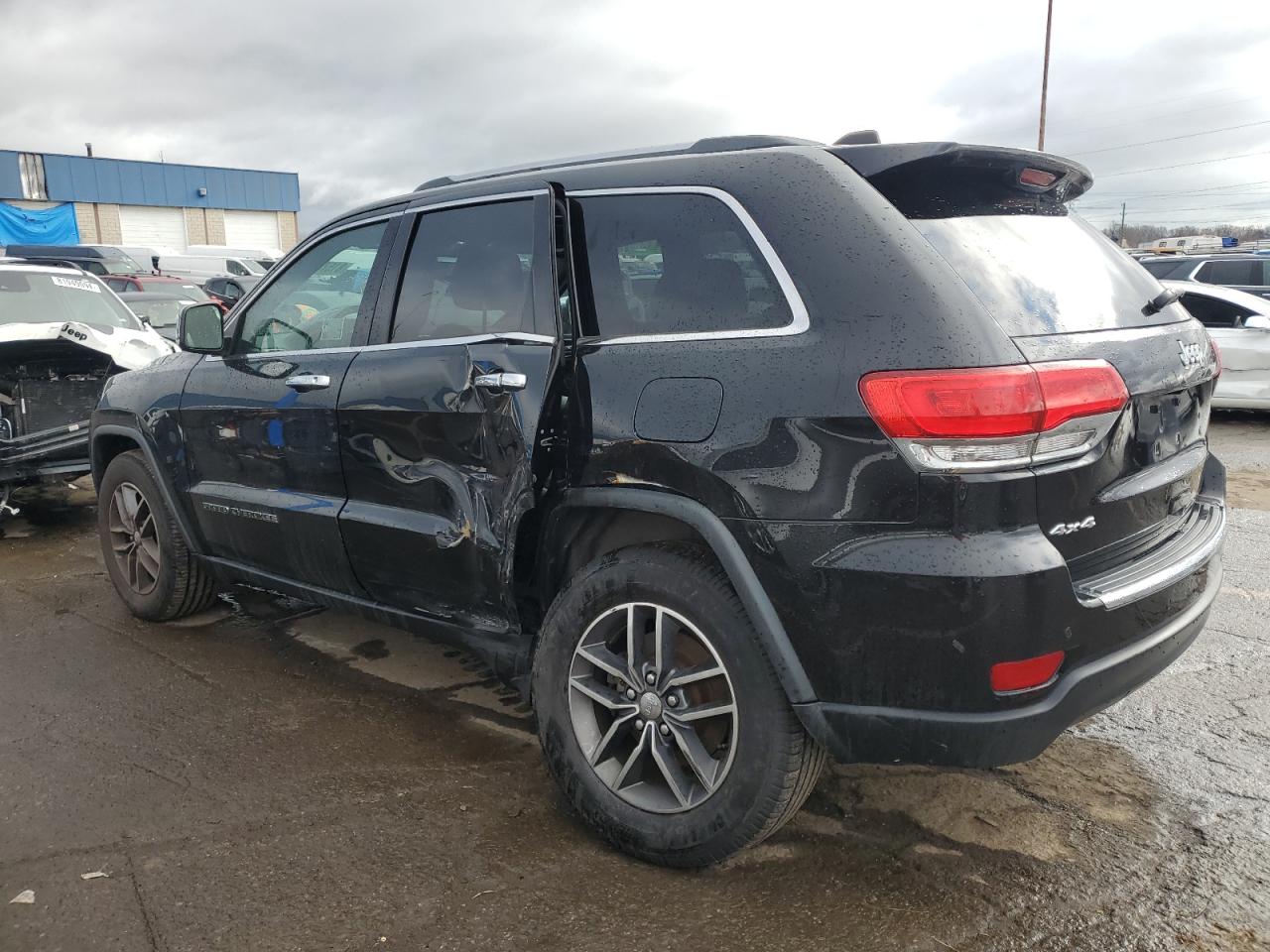 2017 Jeep Grand Cherokee - Image 2