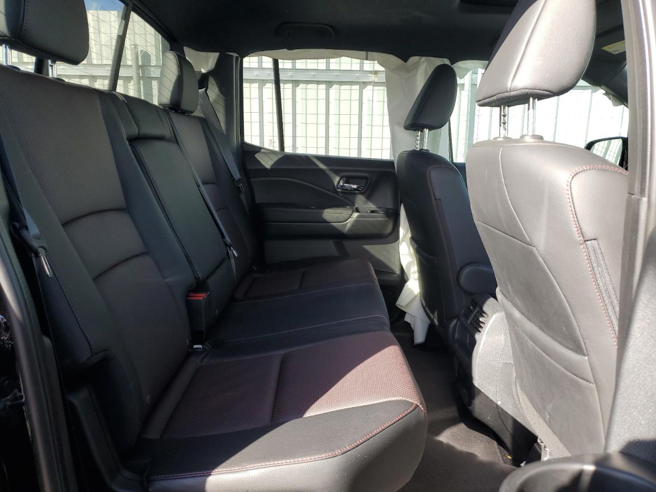2021 Honda Ridgeline - Image 10