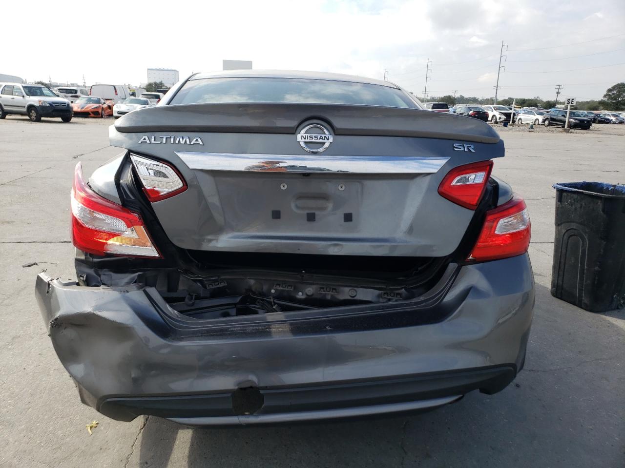2016 Nissan Altima - Image 6
