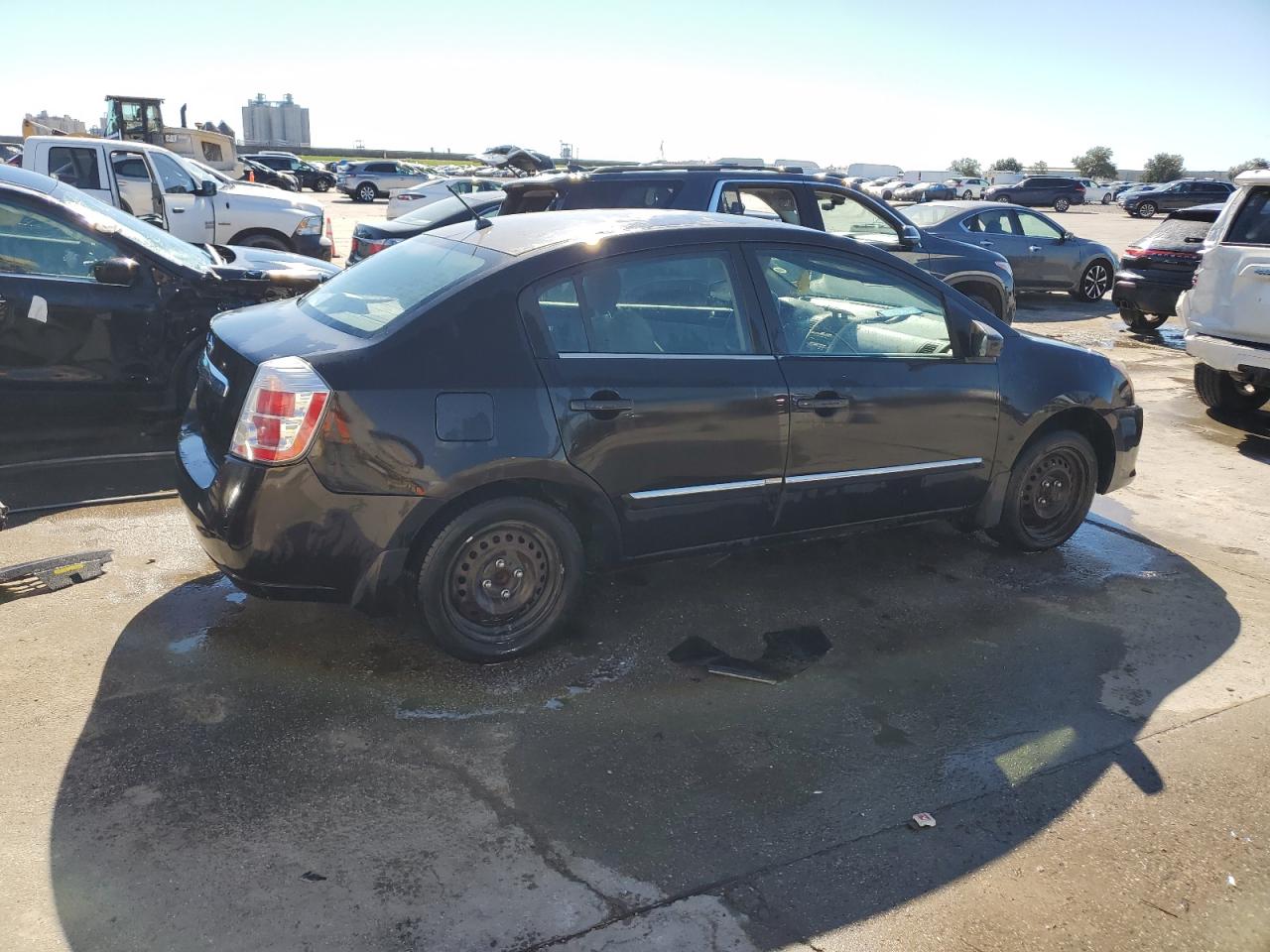2010 Nissan Sentra - Image 3
