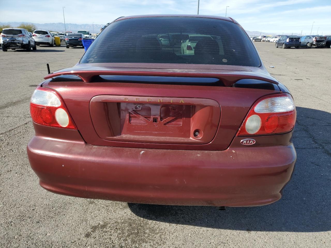 2001 Kia Sephia - Image 6