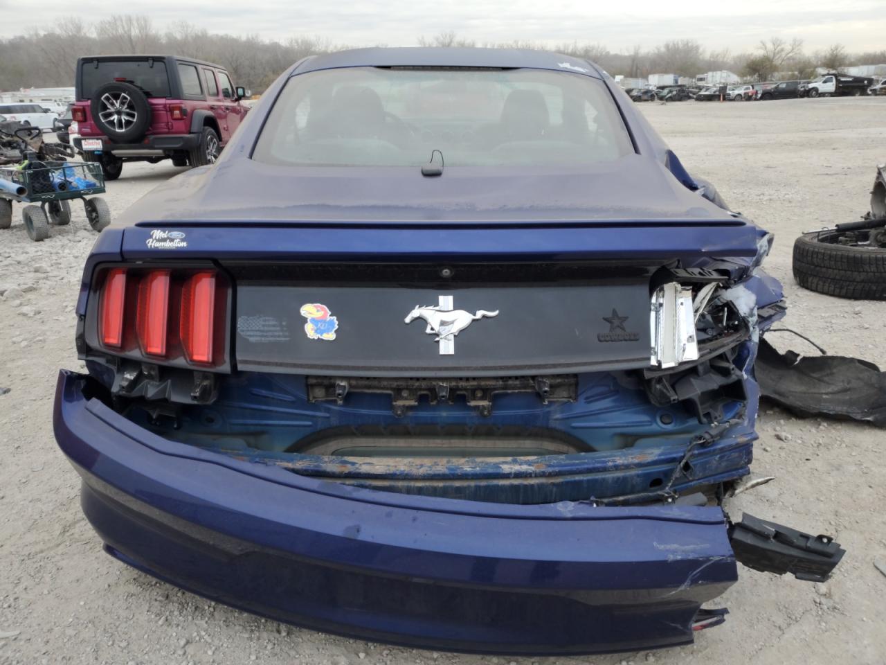 2016 Ford Mustang - Image 6