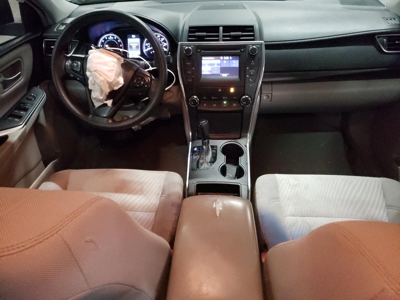 2017 Toyota Camry - Image 8