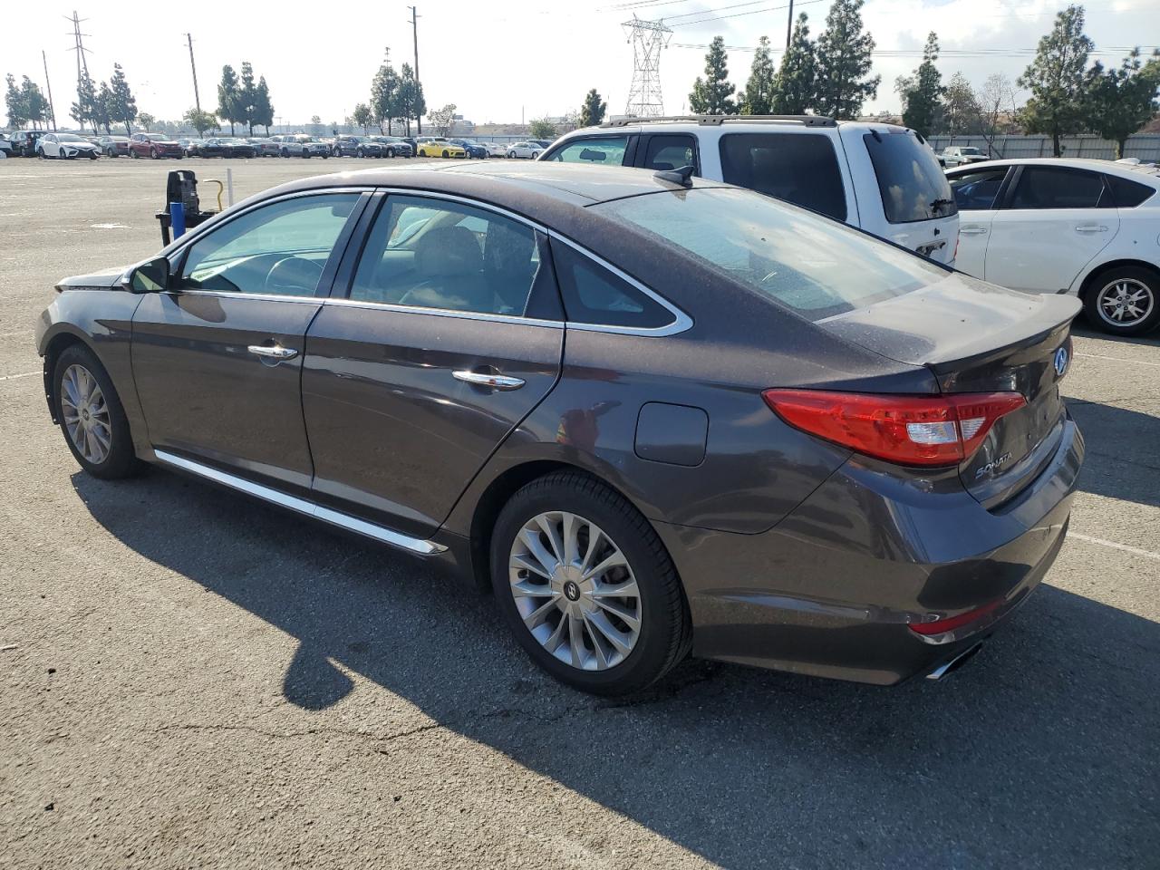 5NPE34AF8FH035744 2015 HYUNDAI SONATA - Image 2