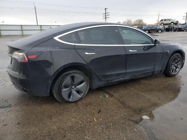  TESLA MODEL 3 2019 Черный