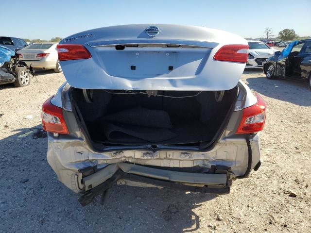  NISSAN SENTRA 2019 Srebrny