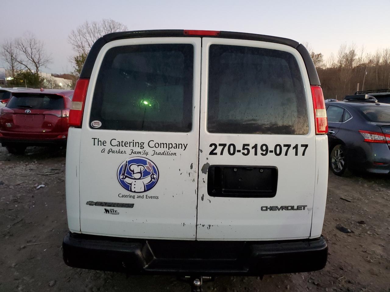 2003 Chevrolet Express - Image 6