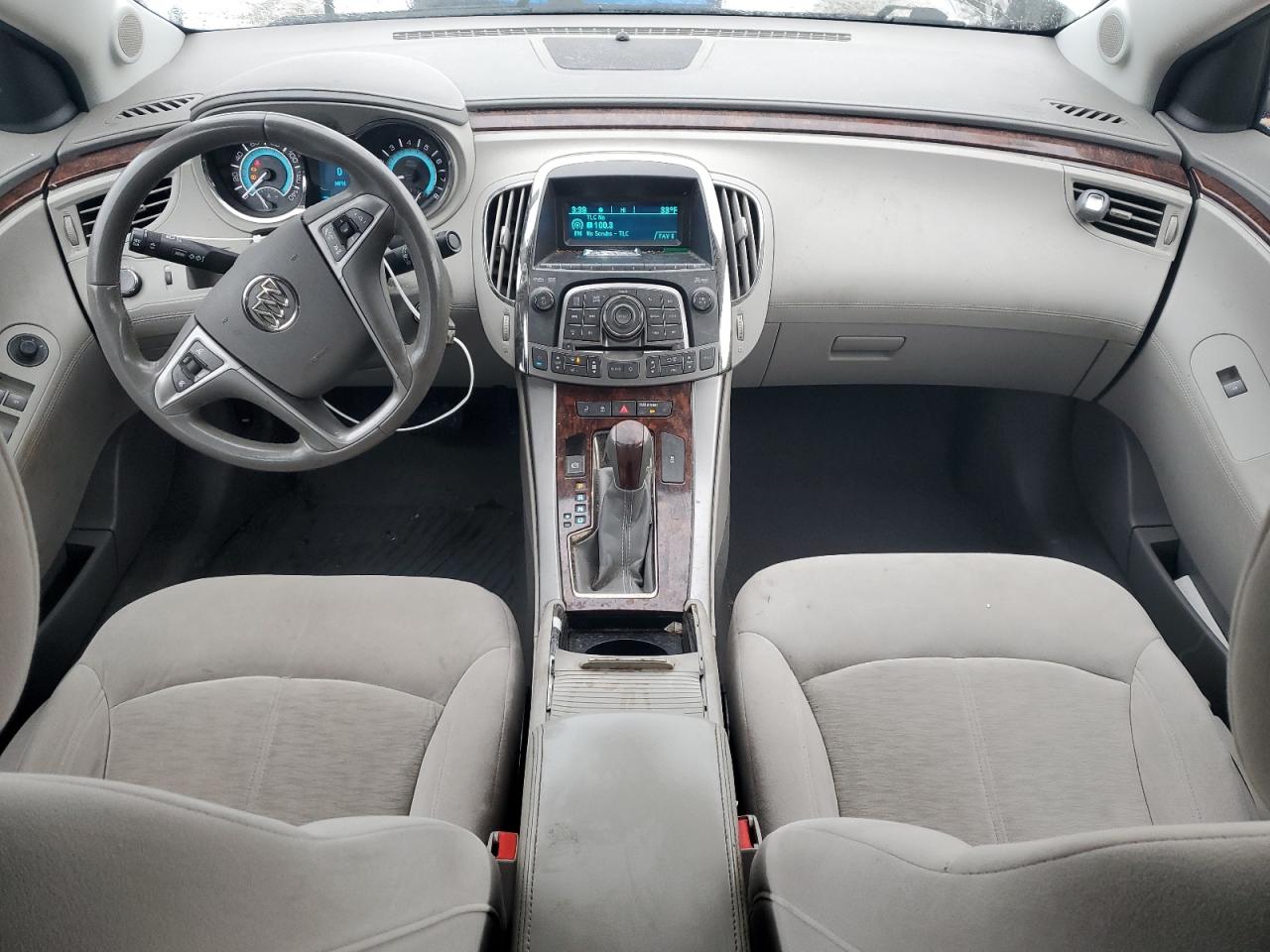 2011 Buick LaCrosse - Image 8