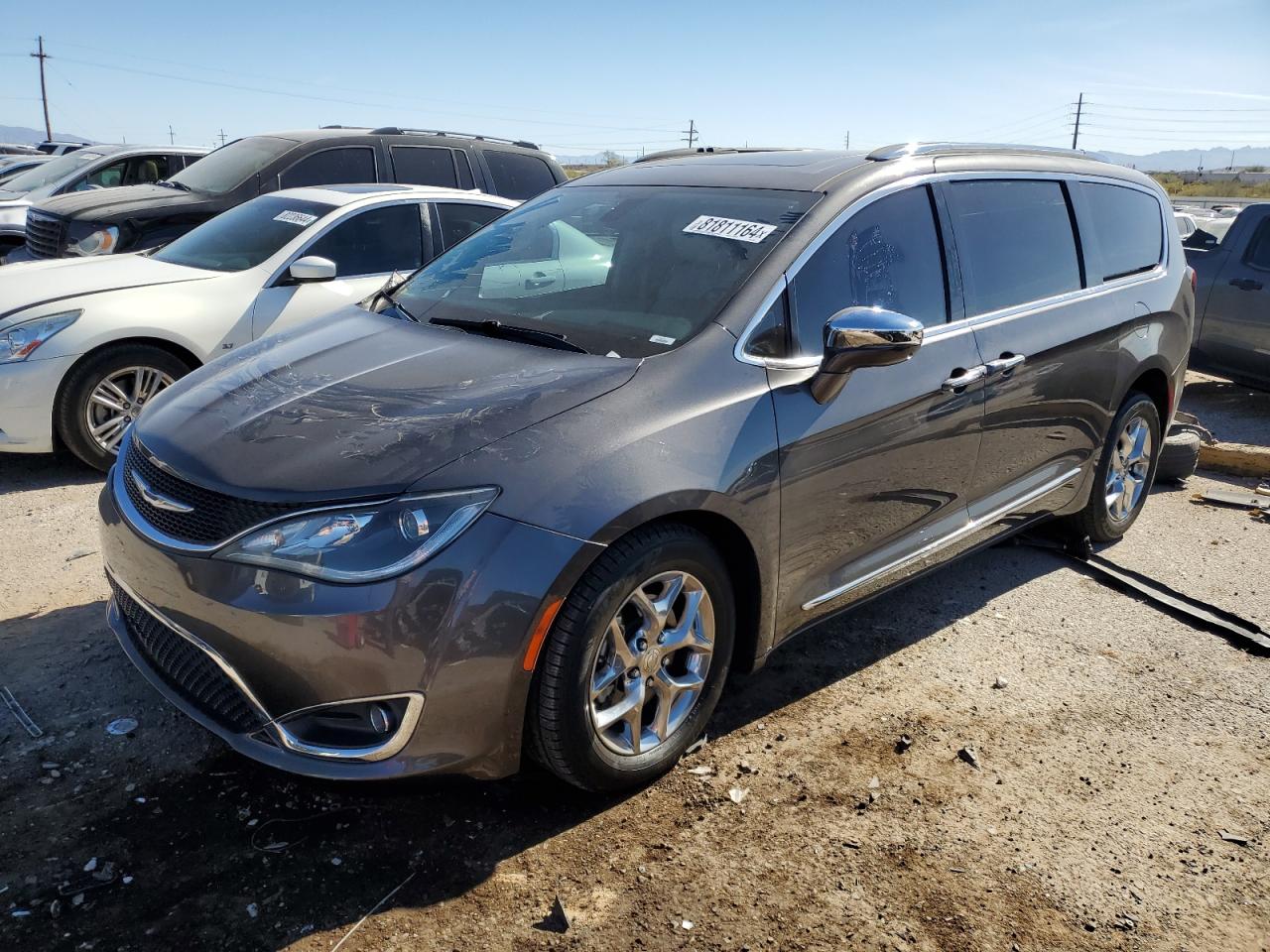 VIN 2C4RC1GG9HR533201 2017 CHRYSLER PACIFICA no.1