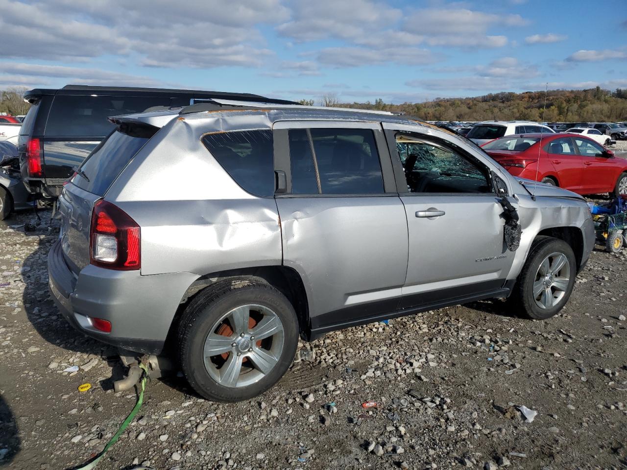 2016 Jeep Compass - Image 3