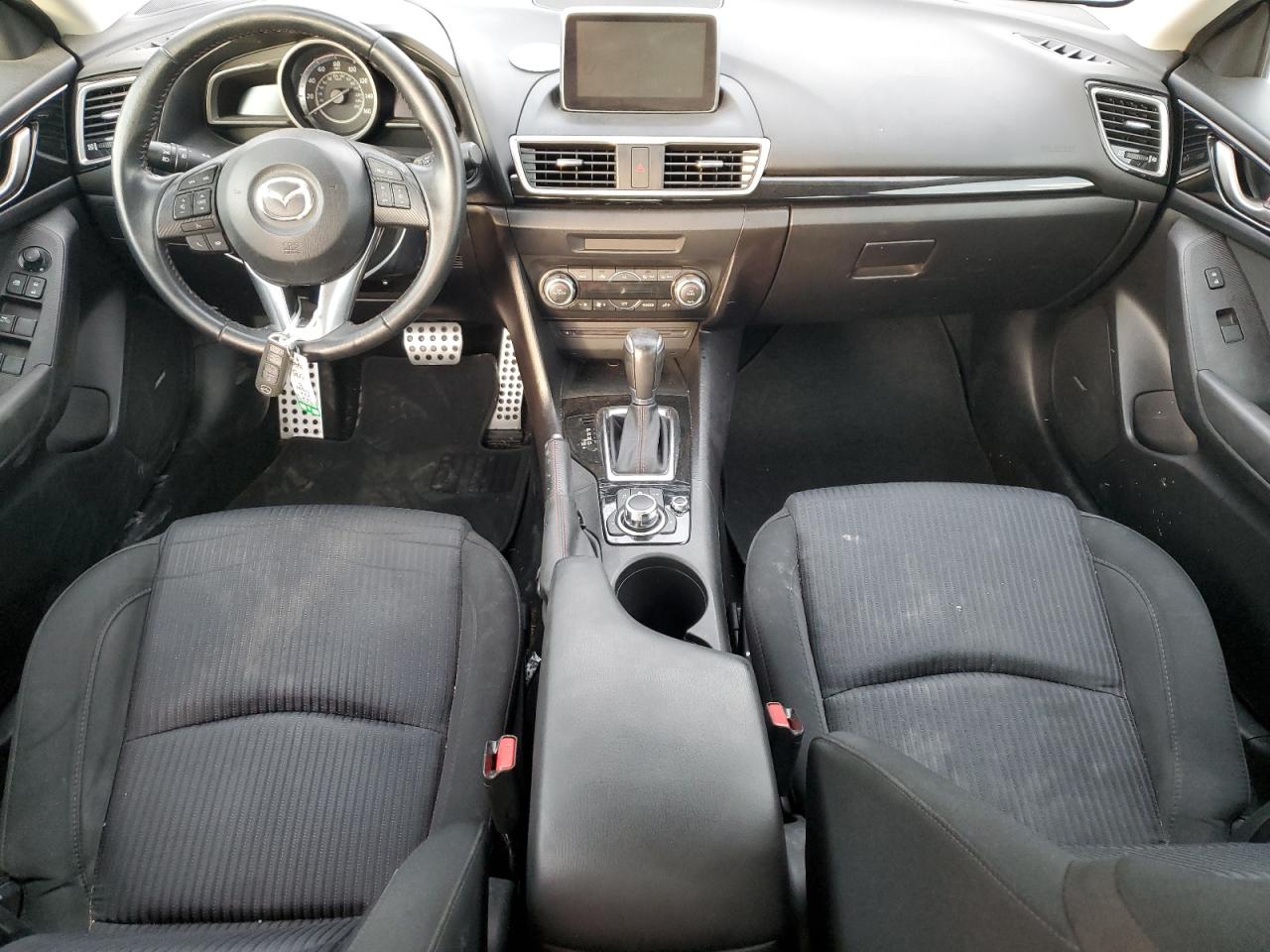 2016 Mazda 3 - Image 8