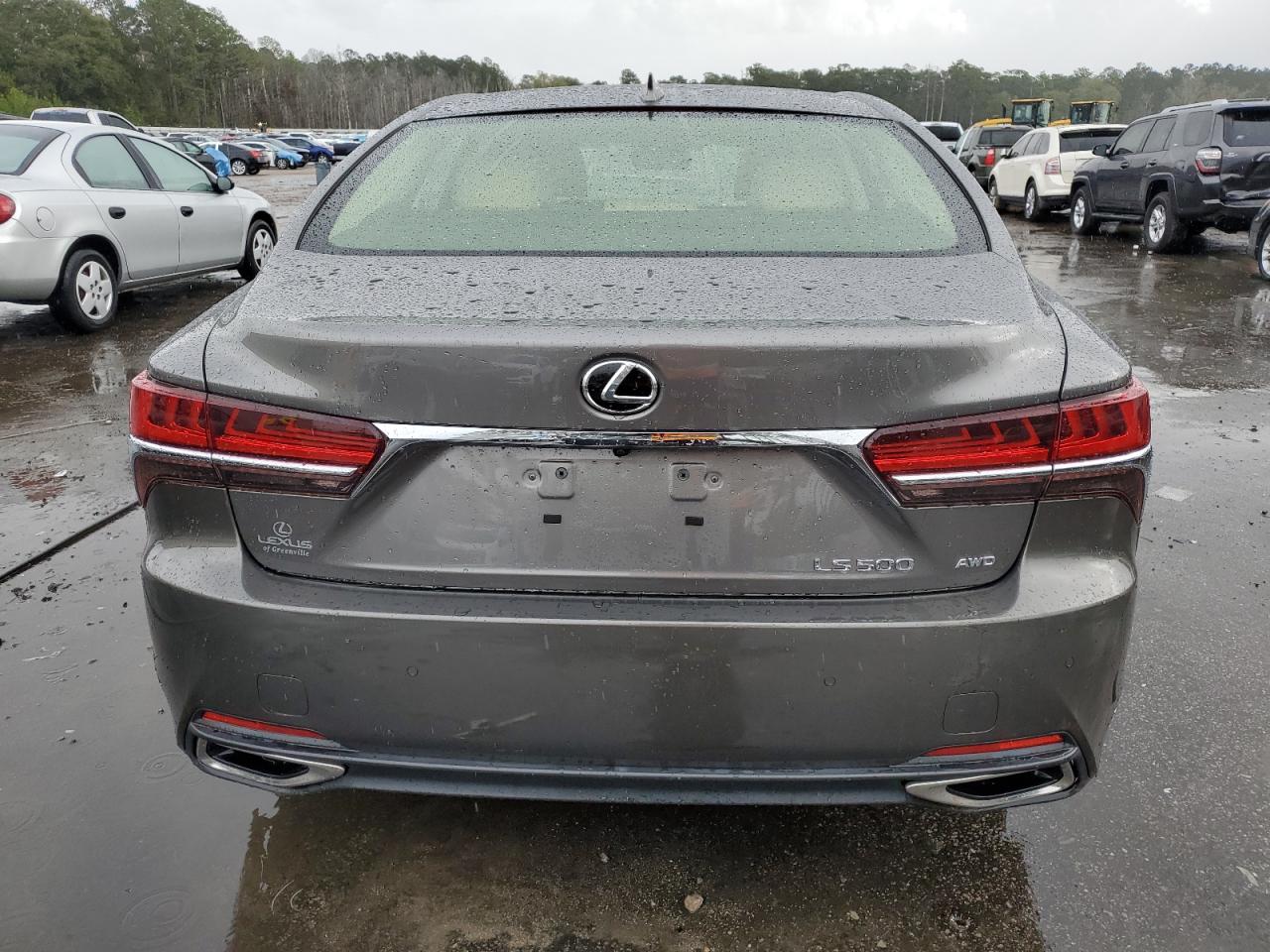 2019 Lexus LS - Image 6