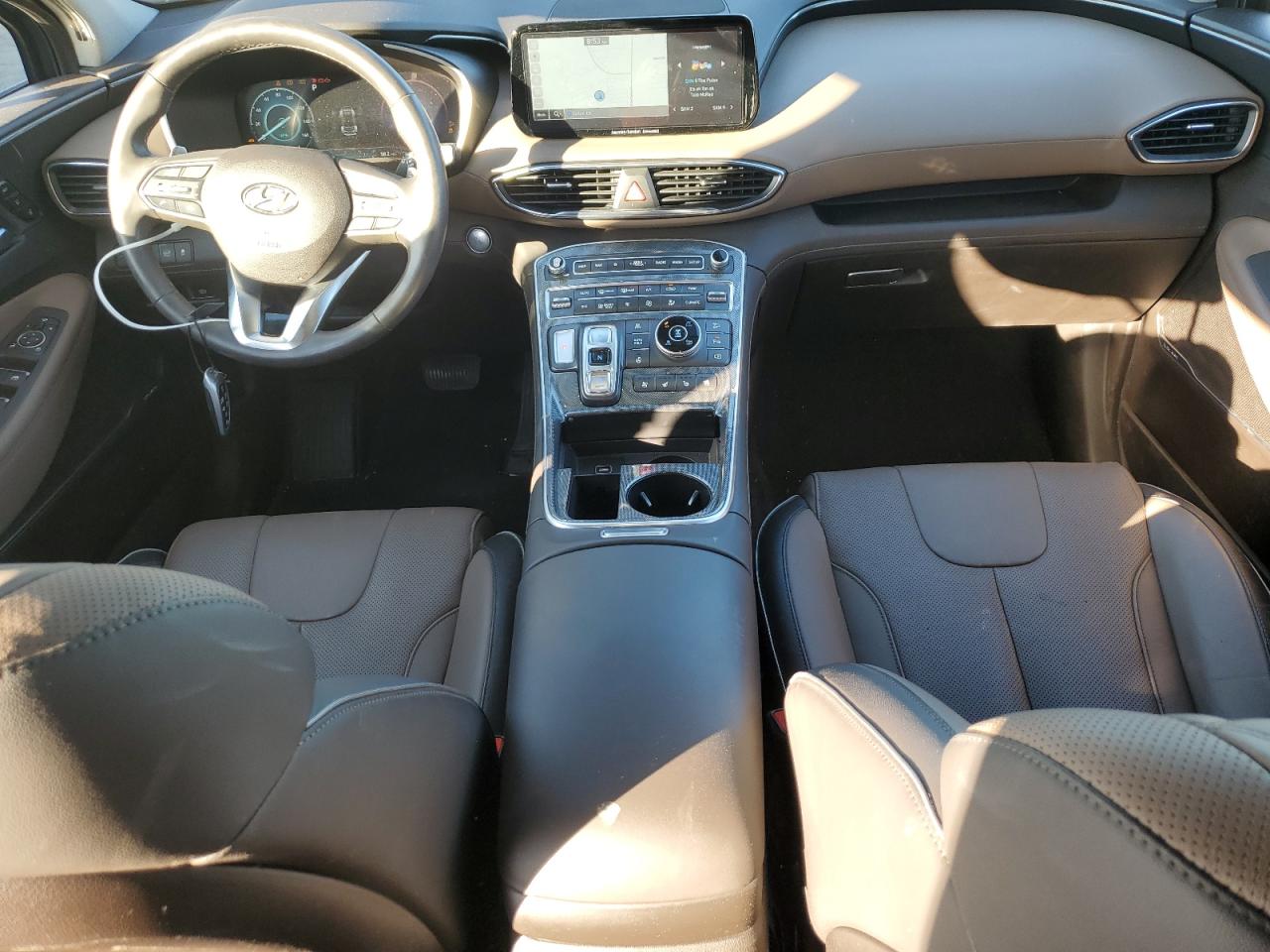 2022 Hyundai Santa Fe - Image 8