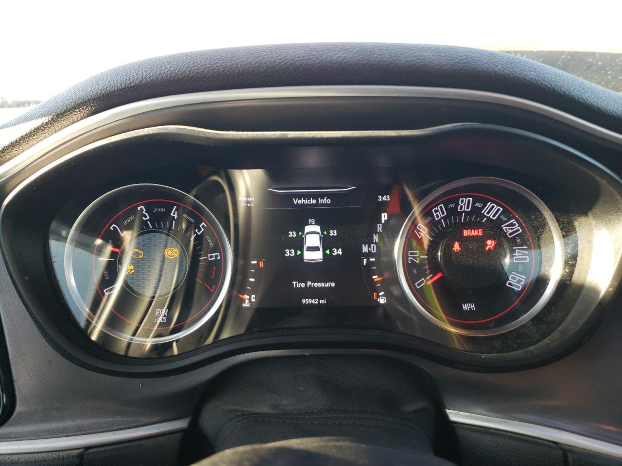 2019 Dodge Challenger - Image 9