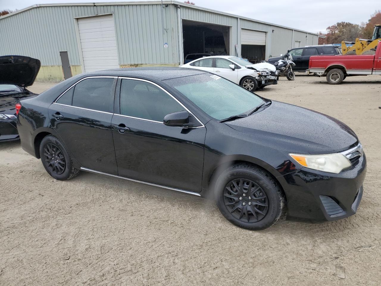 2012 Toyota Camry - Image 4