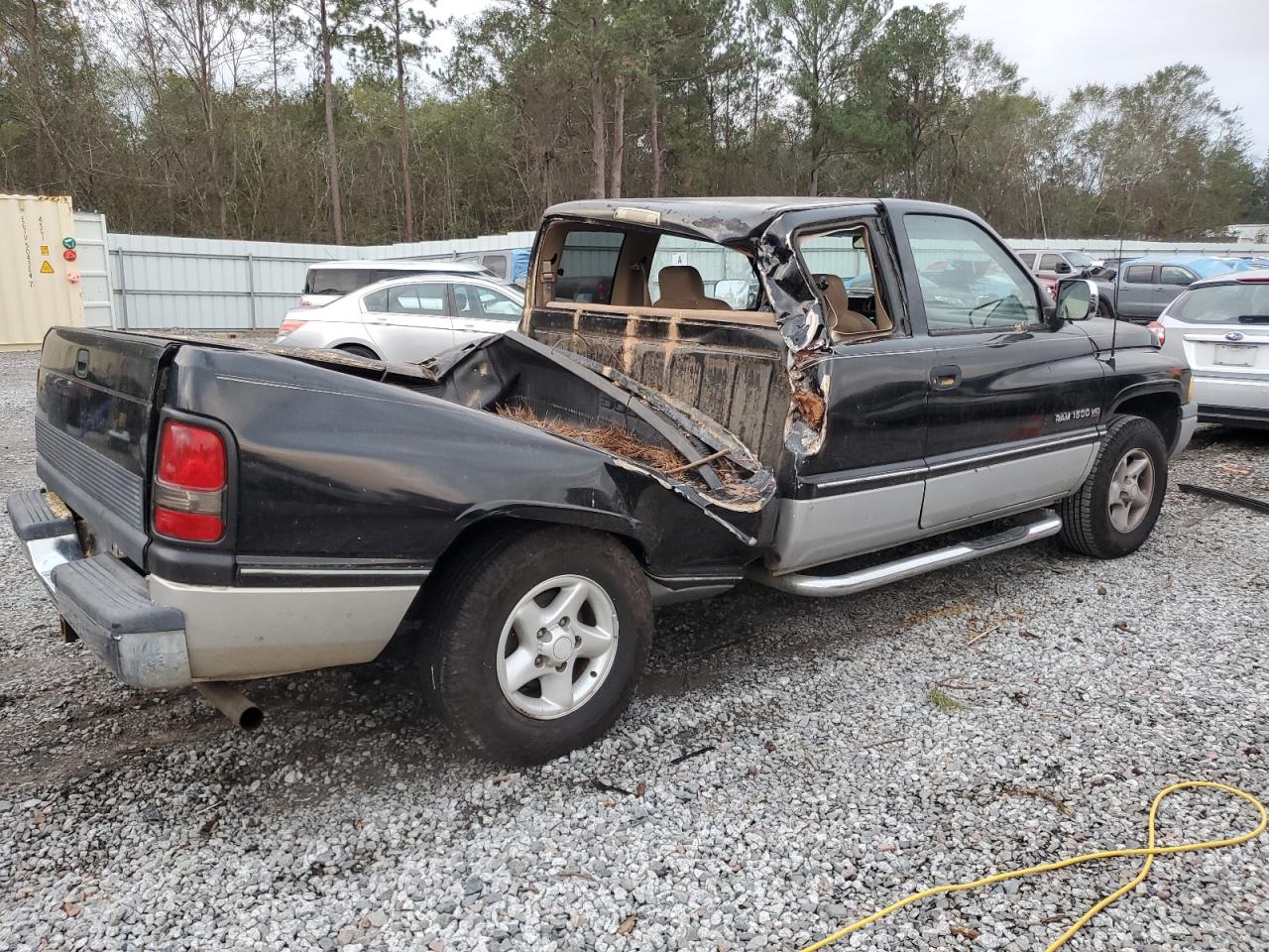 1997 Dodge RAM - Image 3