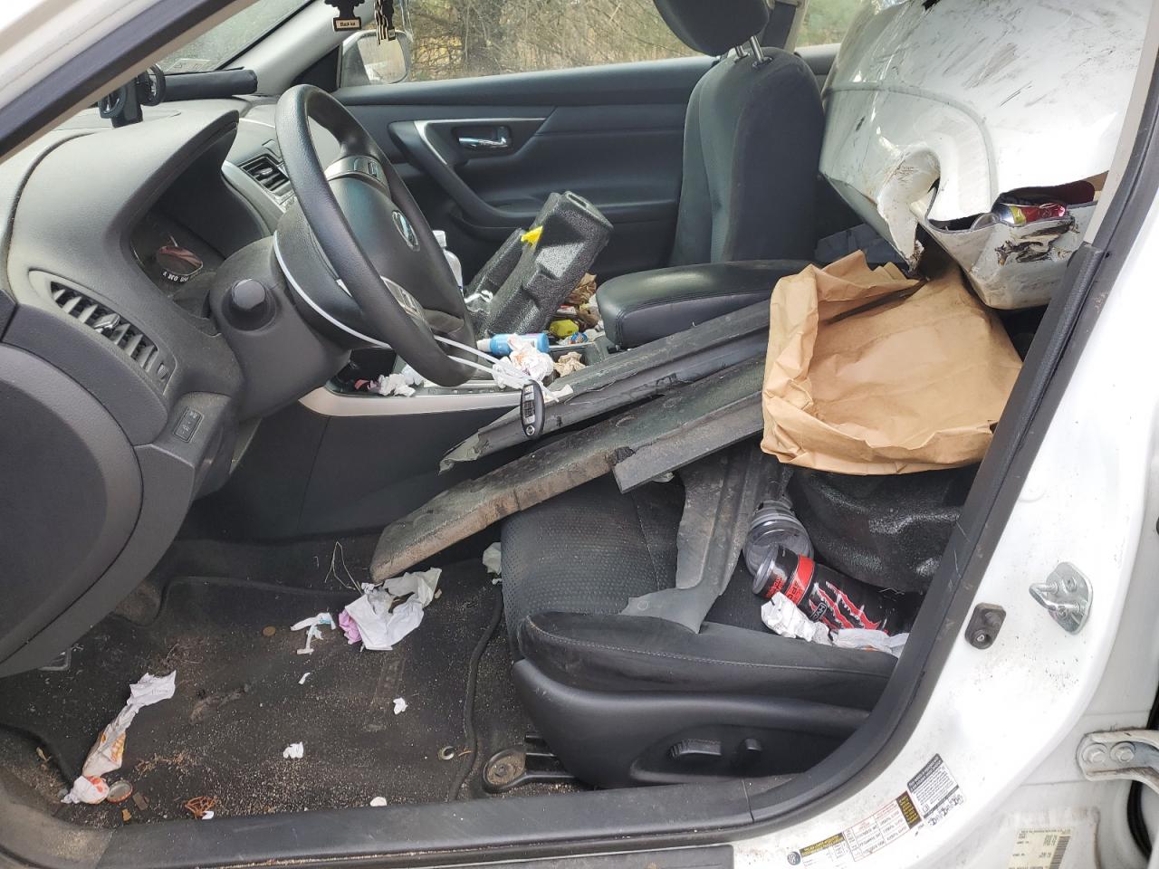 2015 Nissan Altima - Image 7