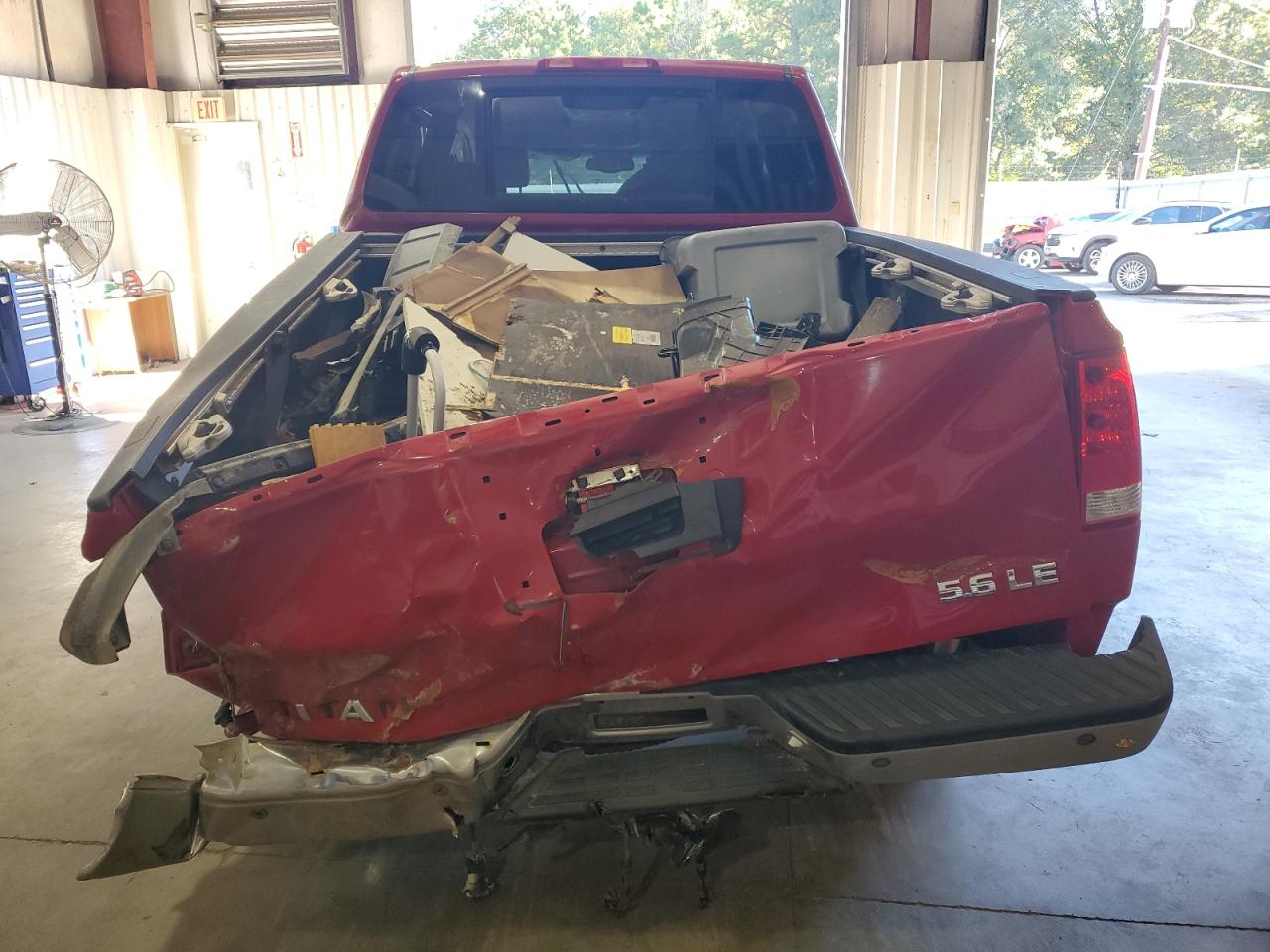 2005 Nissan Titan - Image 6