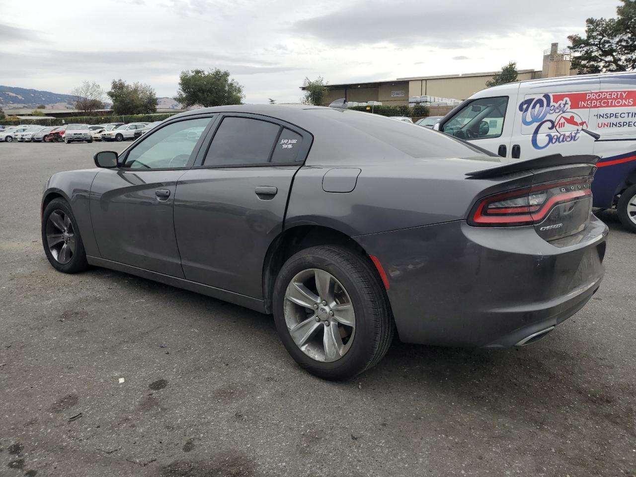 VIN 2C3CDXHG5HH593295 2017 DODGE CHARGER no.2