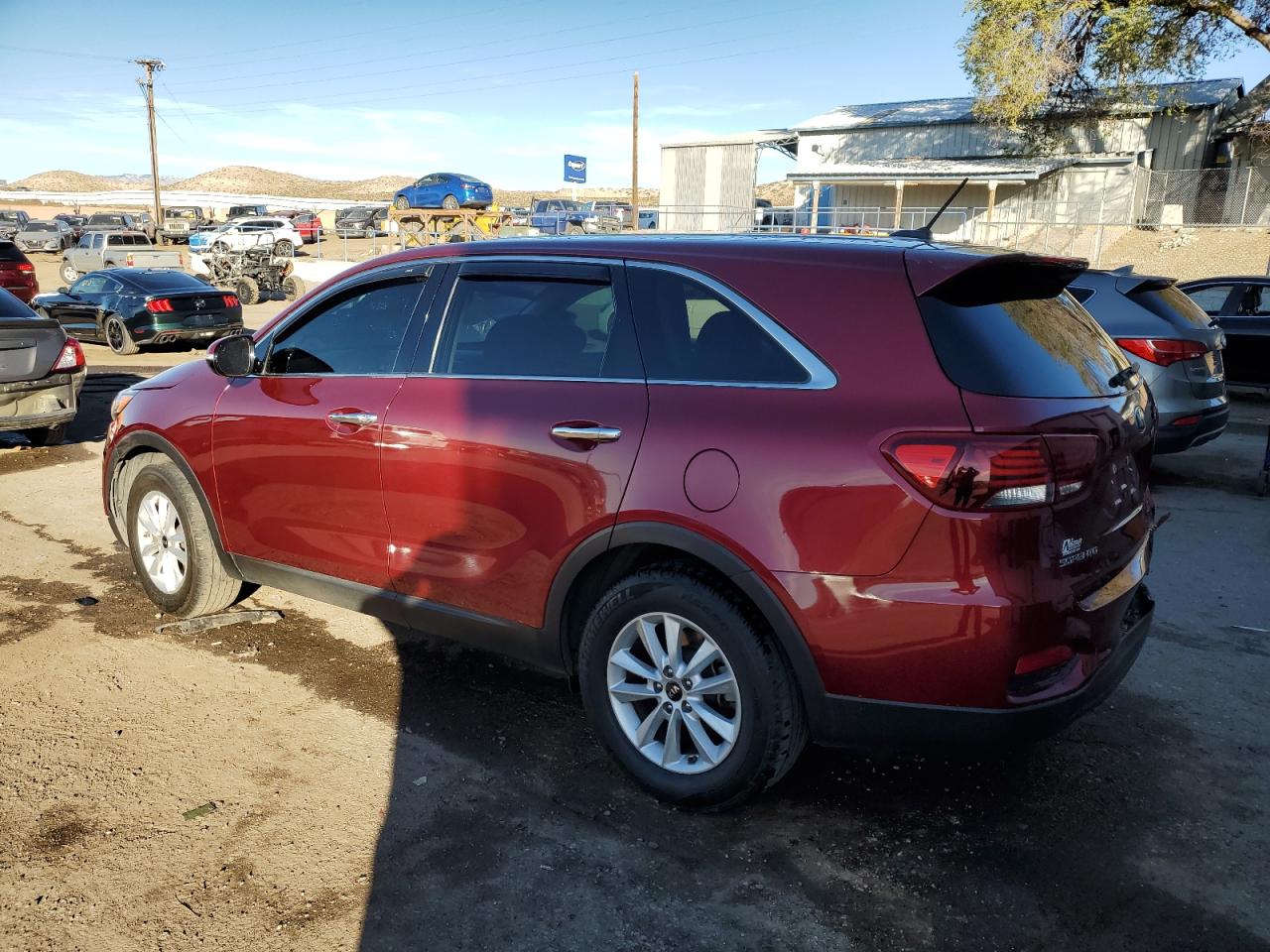 VIN 5XYPG4A50KG514519 2019 KIA SORENTO no.2