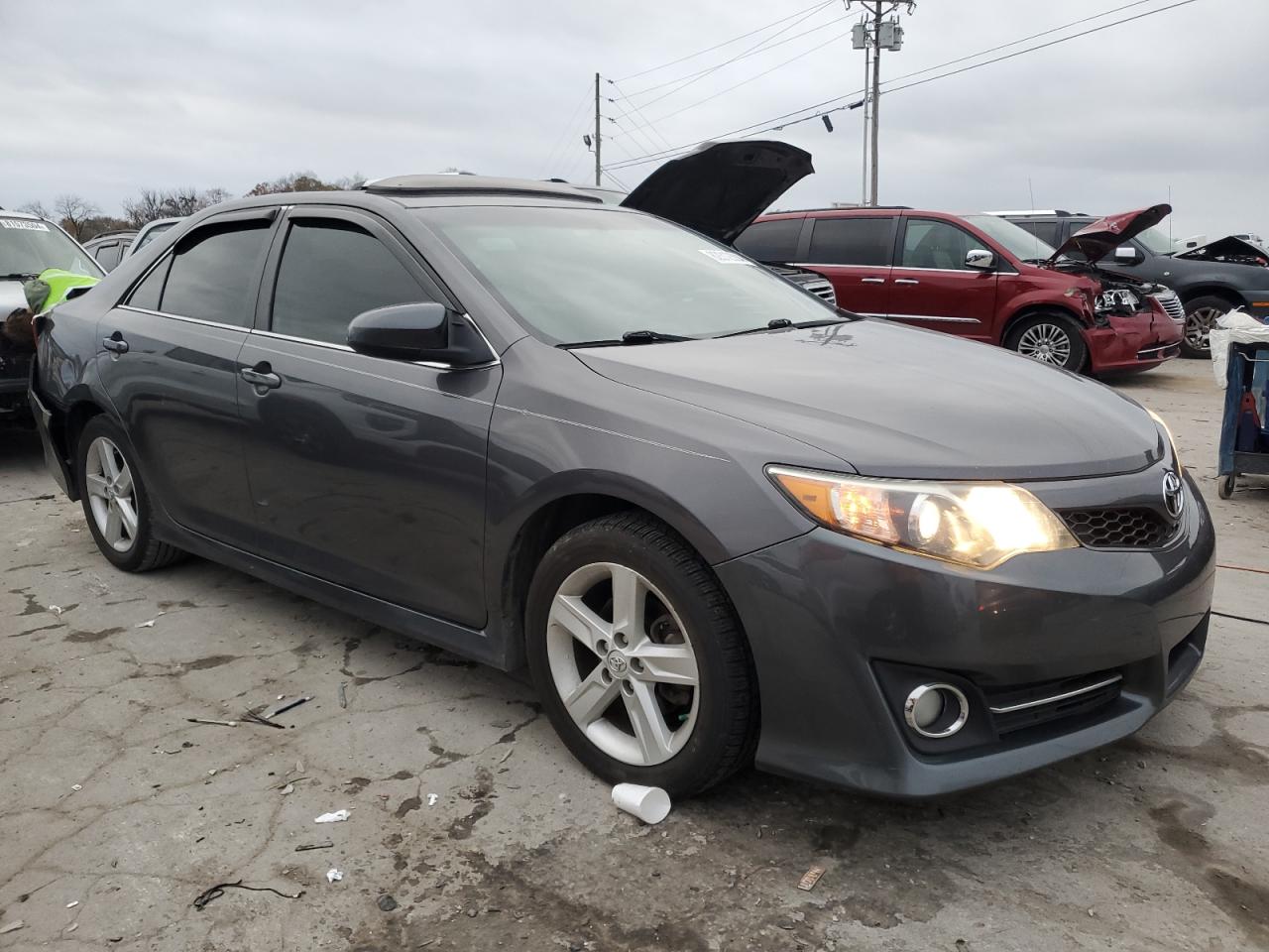 2014 Toyota Camry - Image 4