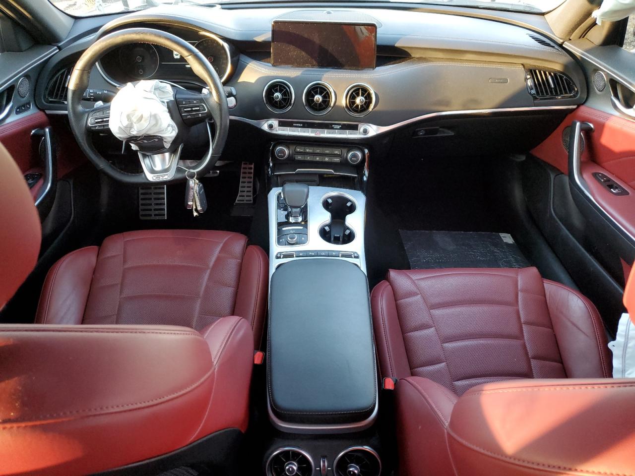 2023 Kia Stinger - Image 8