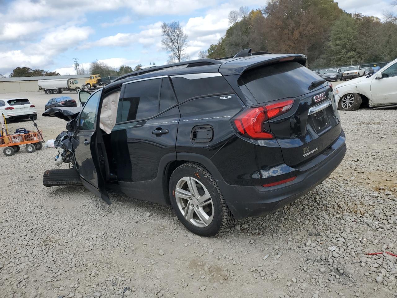 2018 GMC Terrain - Image 2