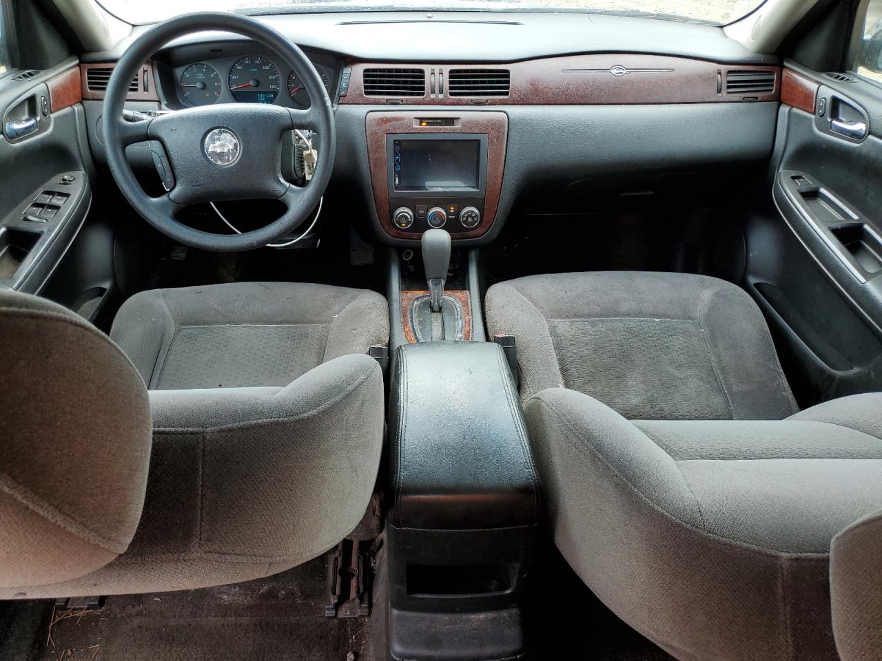 2008 Chevrolet Impala - Image 8