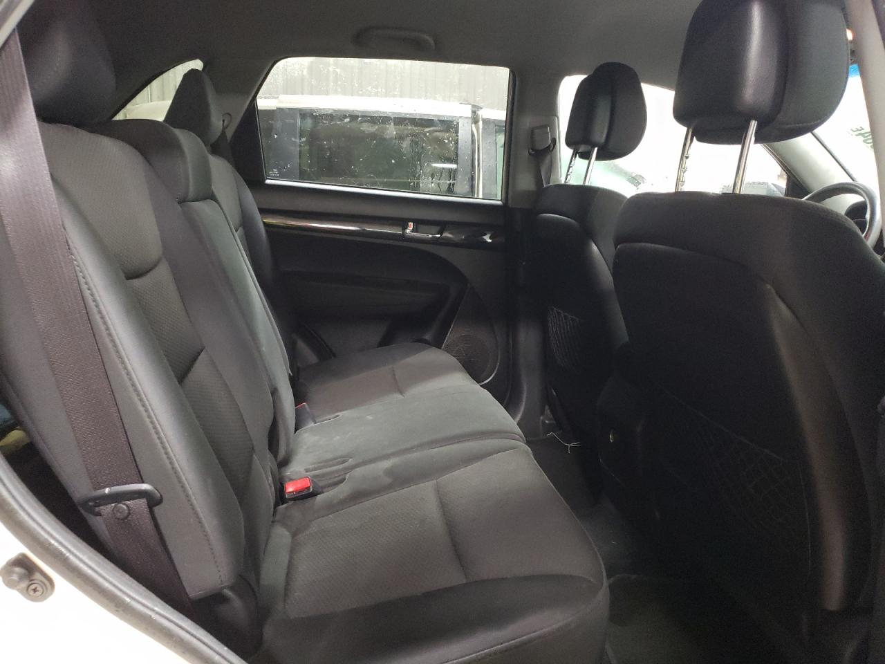 2011 Kia Sorento - Image 10