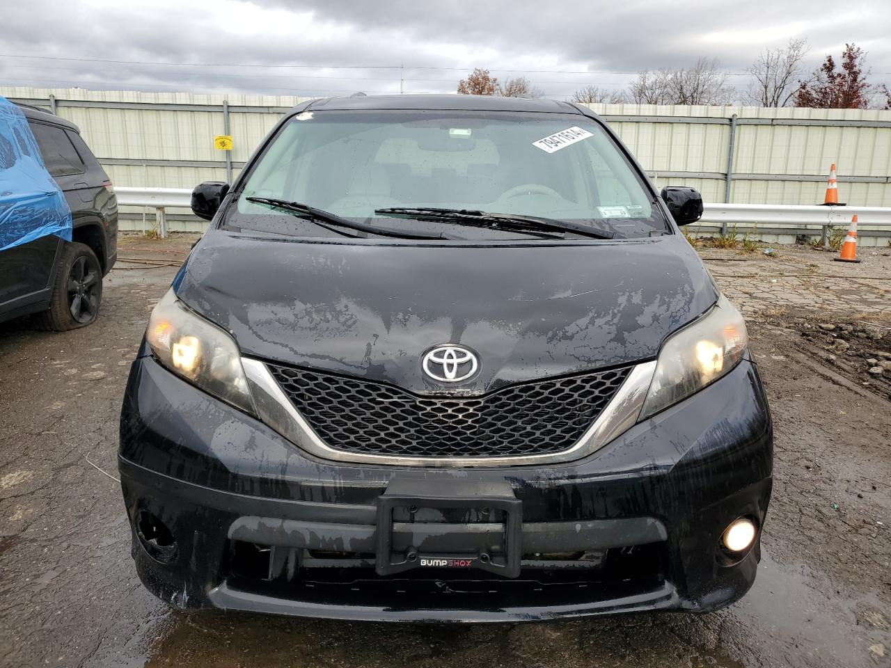 VIN 5TDXK3DC1DS376661 2013 TOYOTA SIENNA no.5