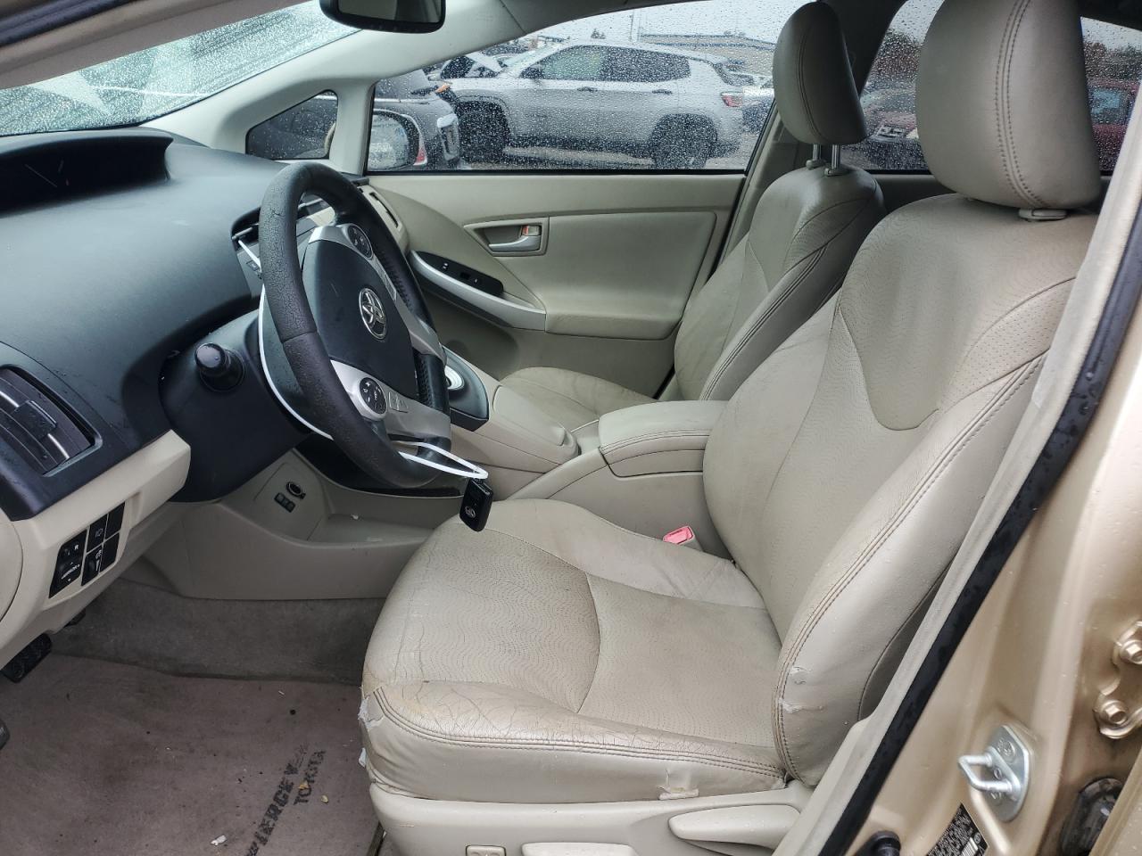 2010 Toyota Prius - Image 7