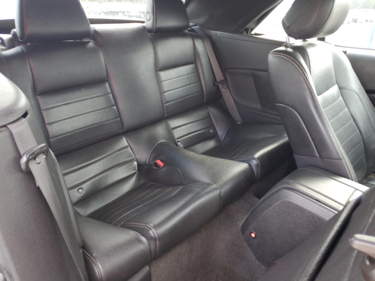 2012 Ford Mustang - Image 10