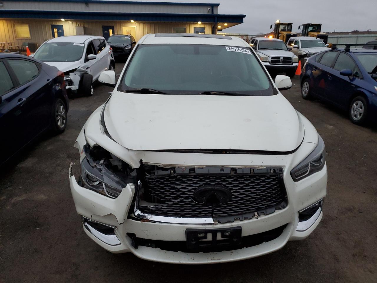 2017 Infiniti QX60 - Image 5