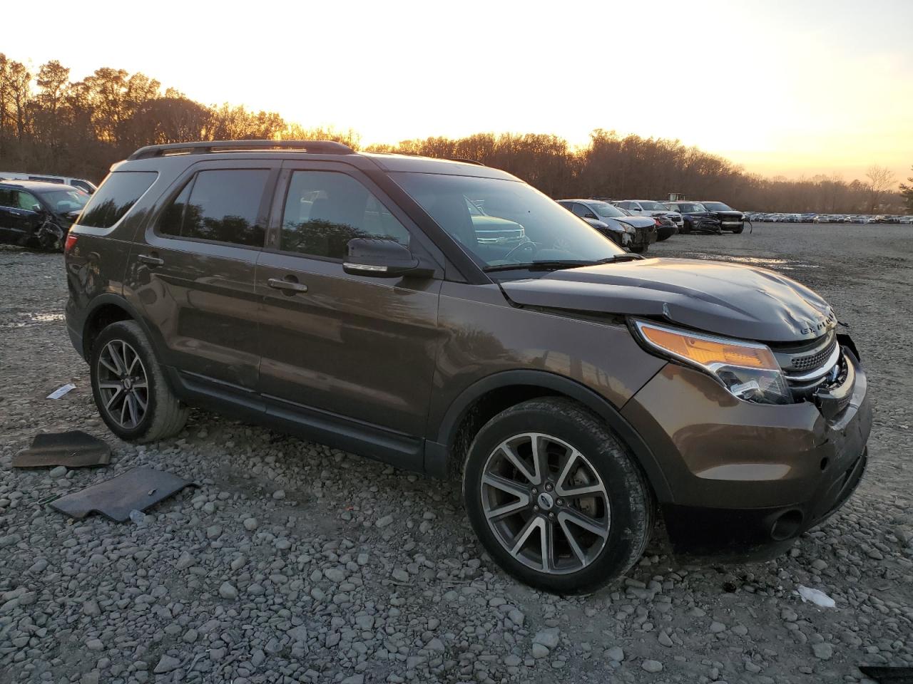 2015 Ford Explorer - Image 4