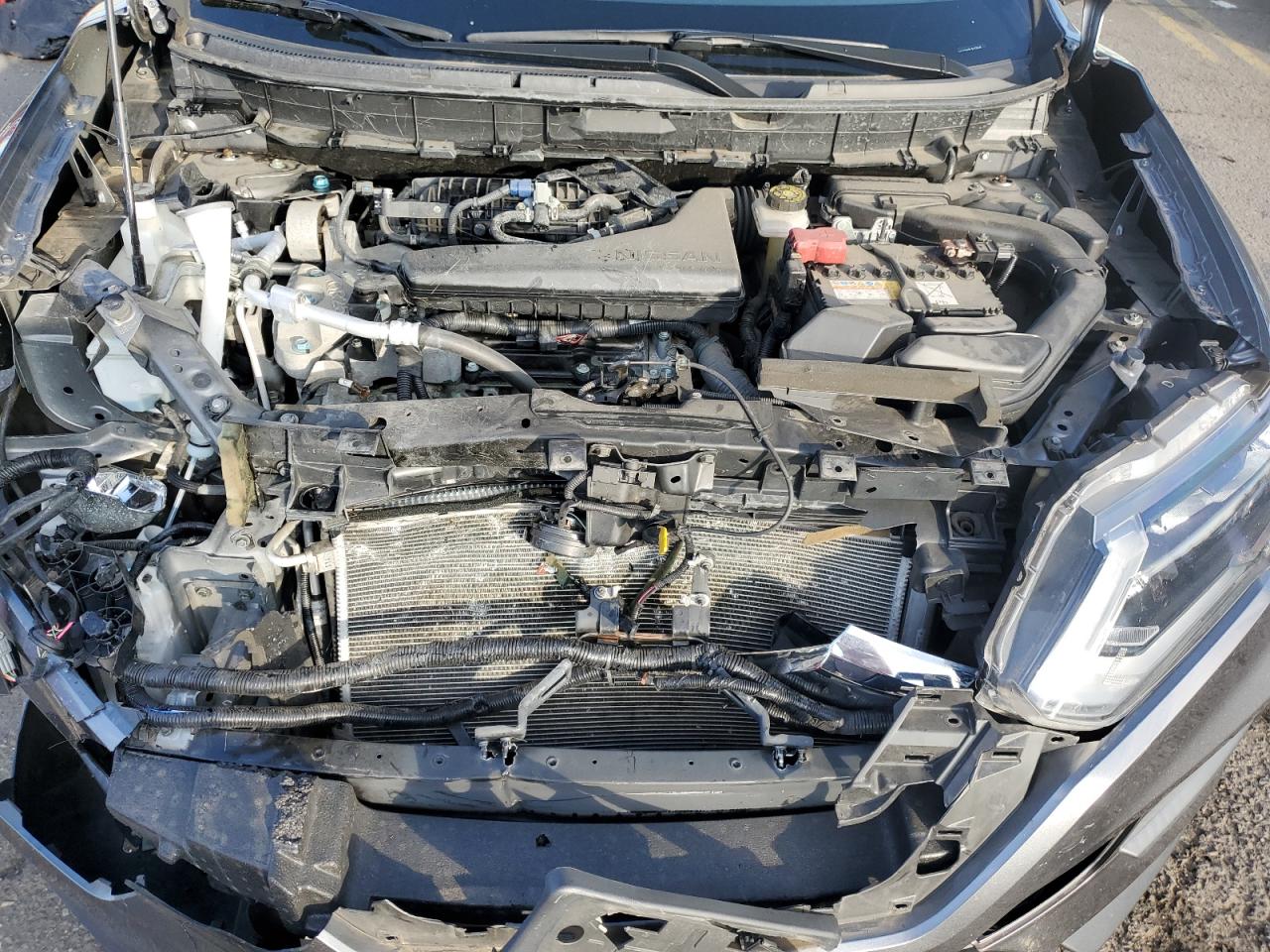 2020 Nissan Rogue S VIN: JN8AT2MV0LW123560 Lot: 81463644