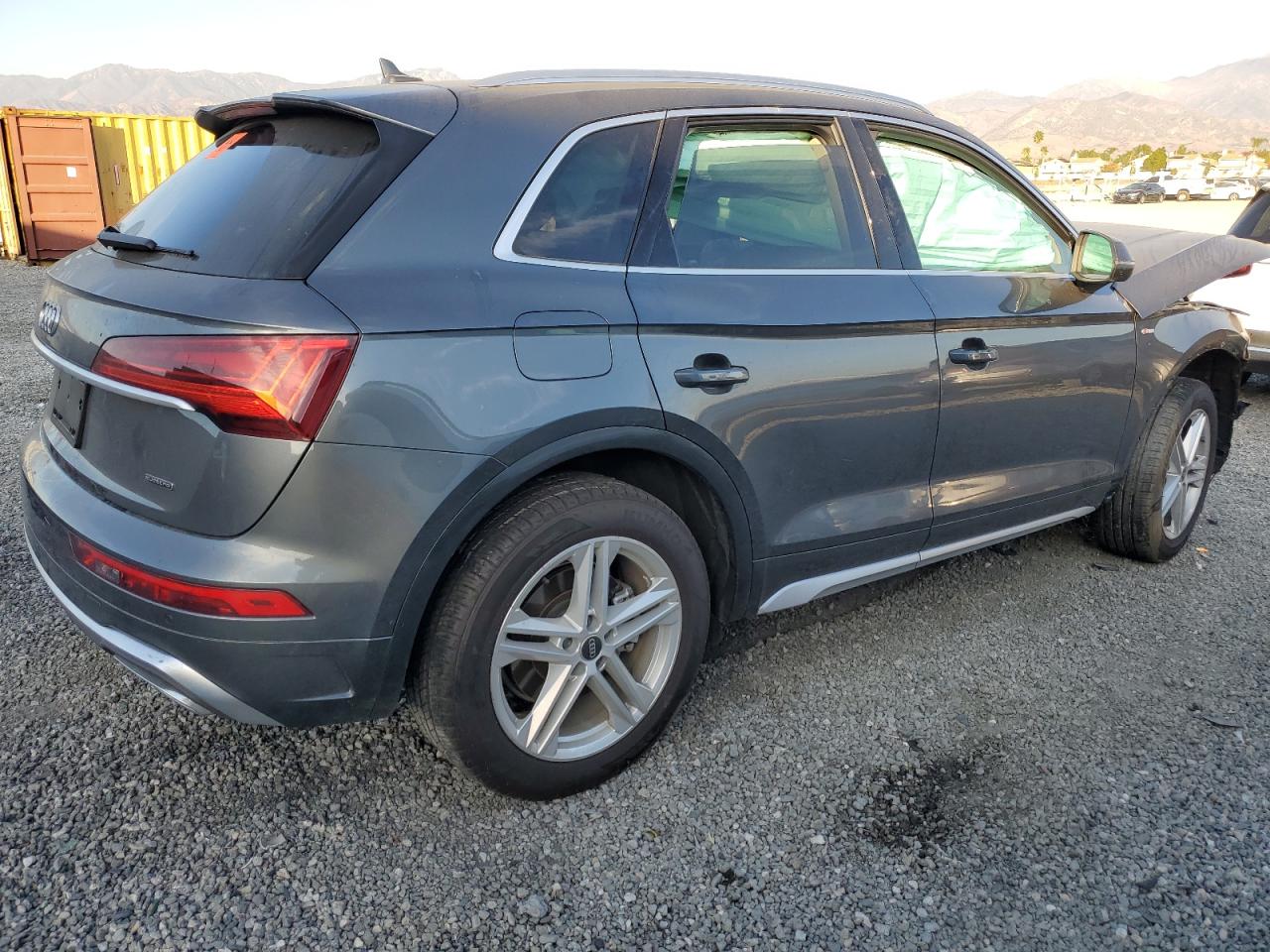 2024 Audi Q5 - Image 3