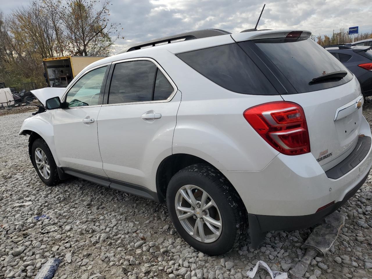 2017 Chevrolet Equinox - Image 2