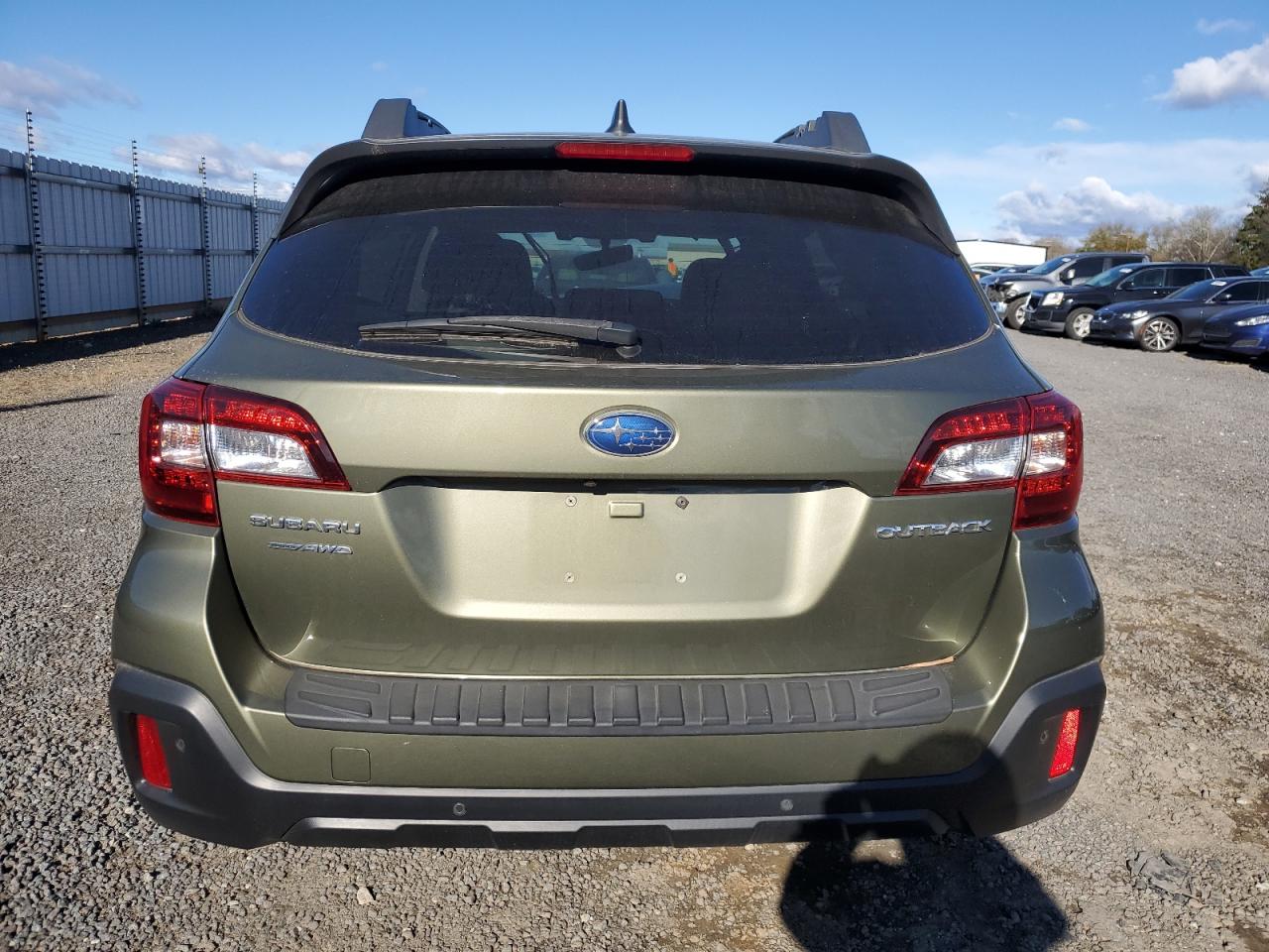 2018 Subaru Outback - Image 6