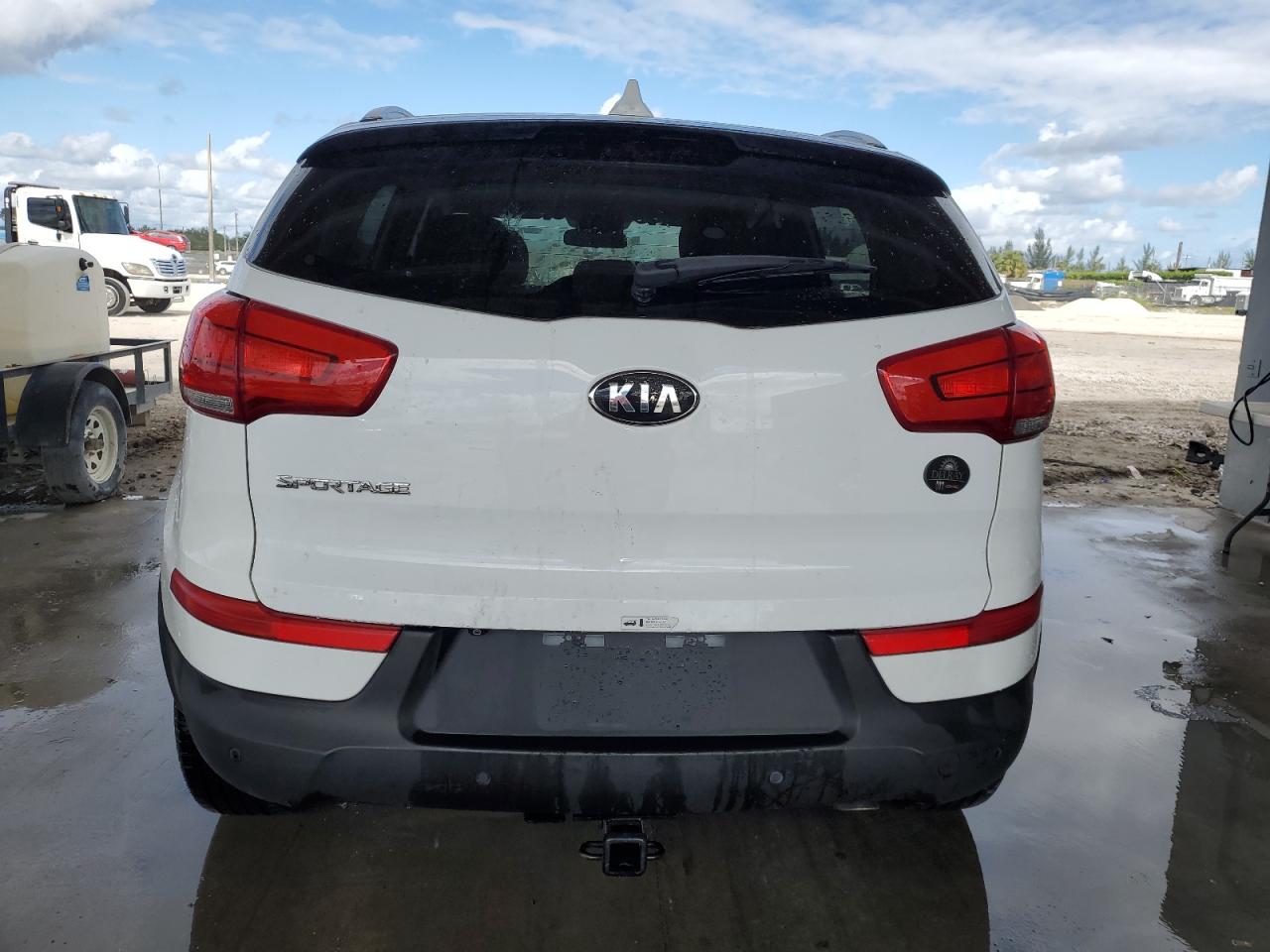 VIN KNDPB3AC8E7617681 2014 KIA SPORTAGE no.6