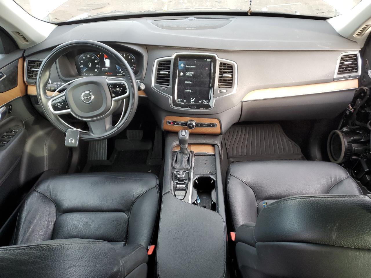 2021 Volvo XC90 - Image 8