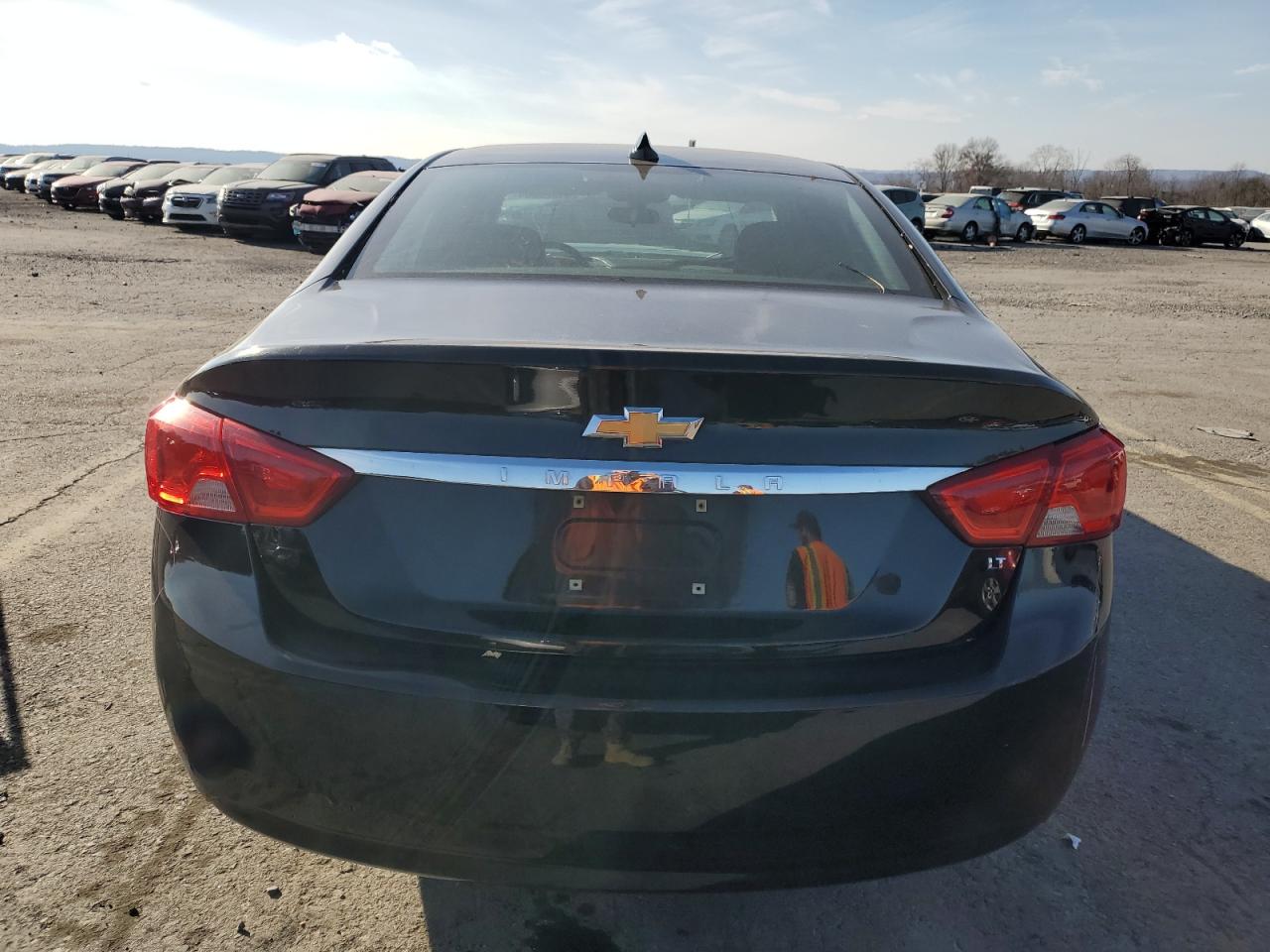 2015 Chevrolet Impala Lt VIN: 1G1115SL7FU143818 Lot: 81323294