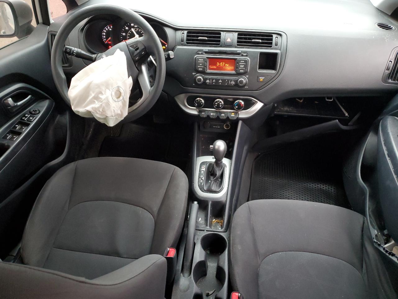 2013 Kia Rio - Image 8