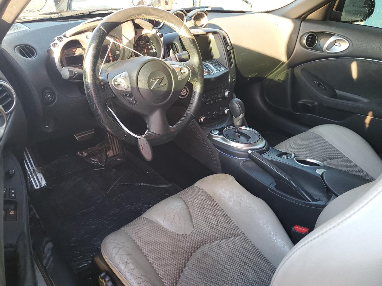 2013 Nissan 370Z - Image 8