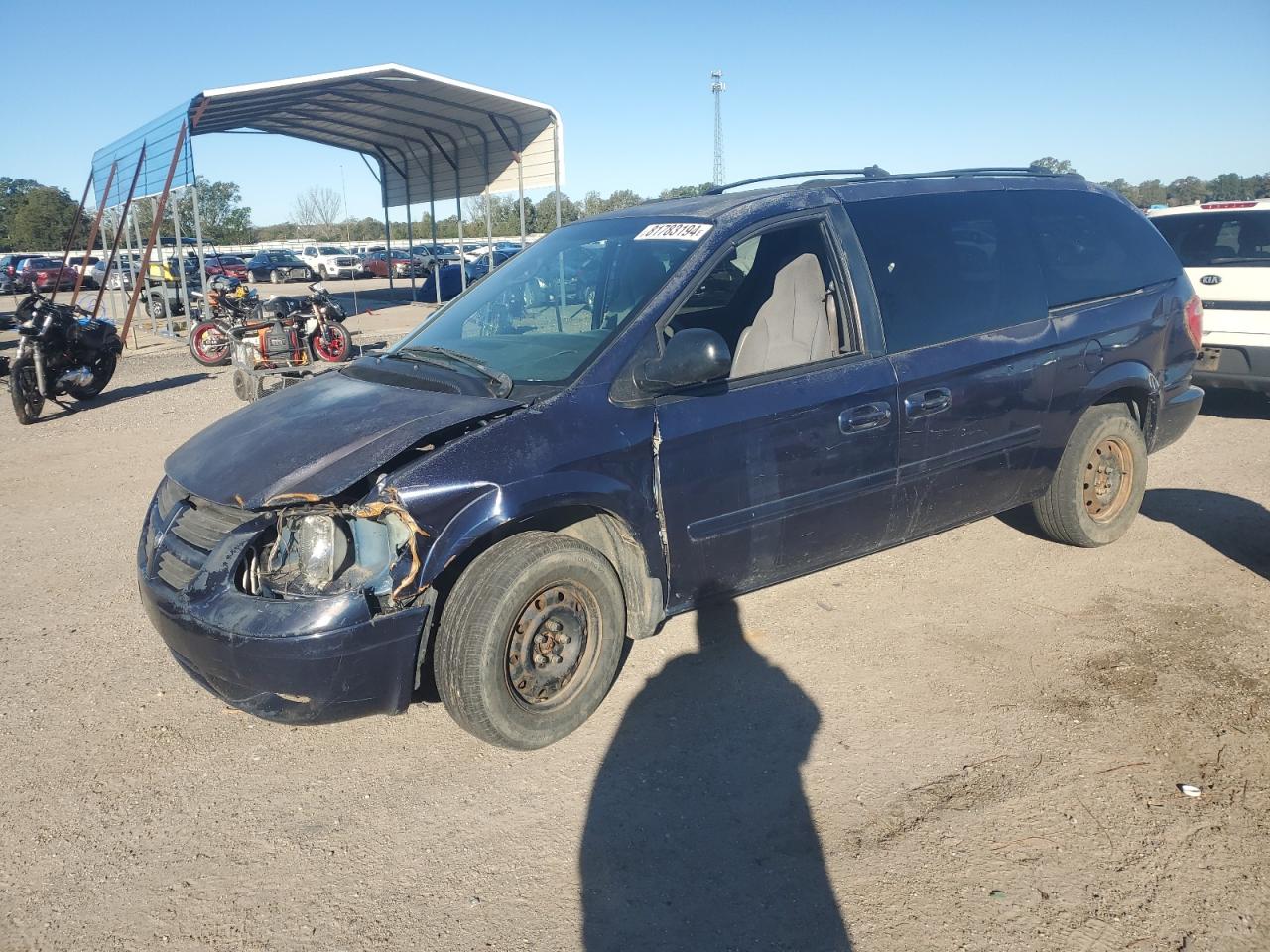 2005 Dodge Caravan - Image 1