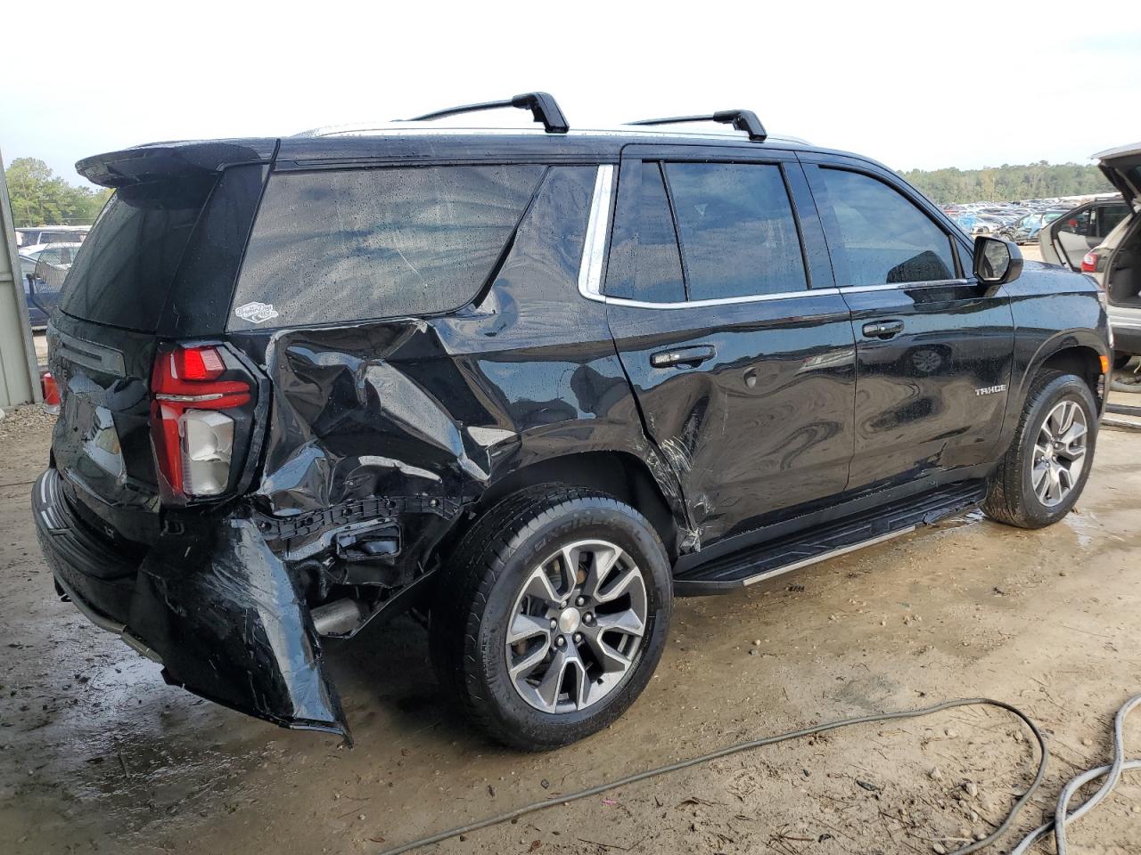 2022 Chevrolet Tahoe - Image 3