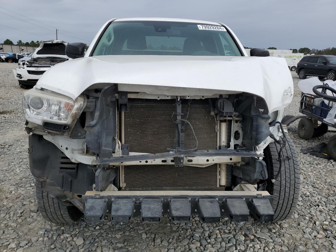 2019 Toyota Tacoma - Image 5