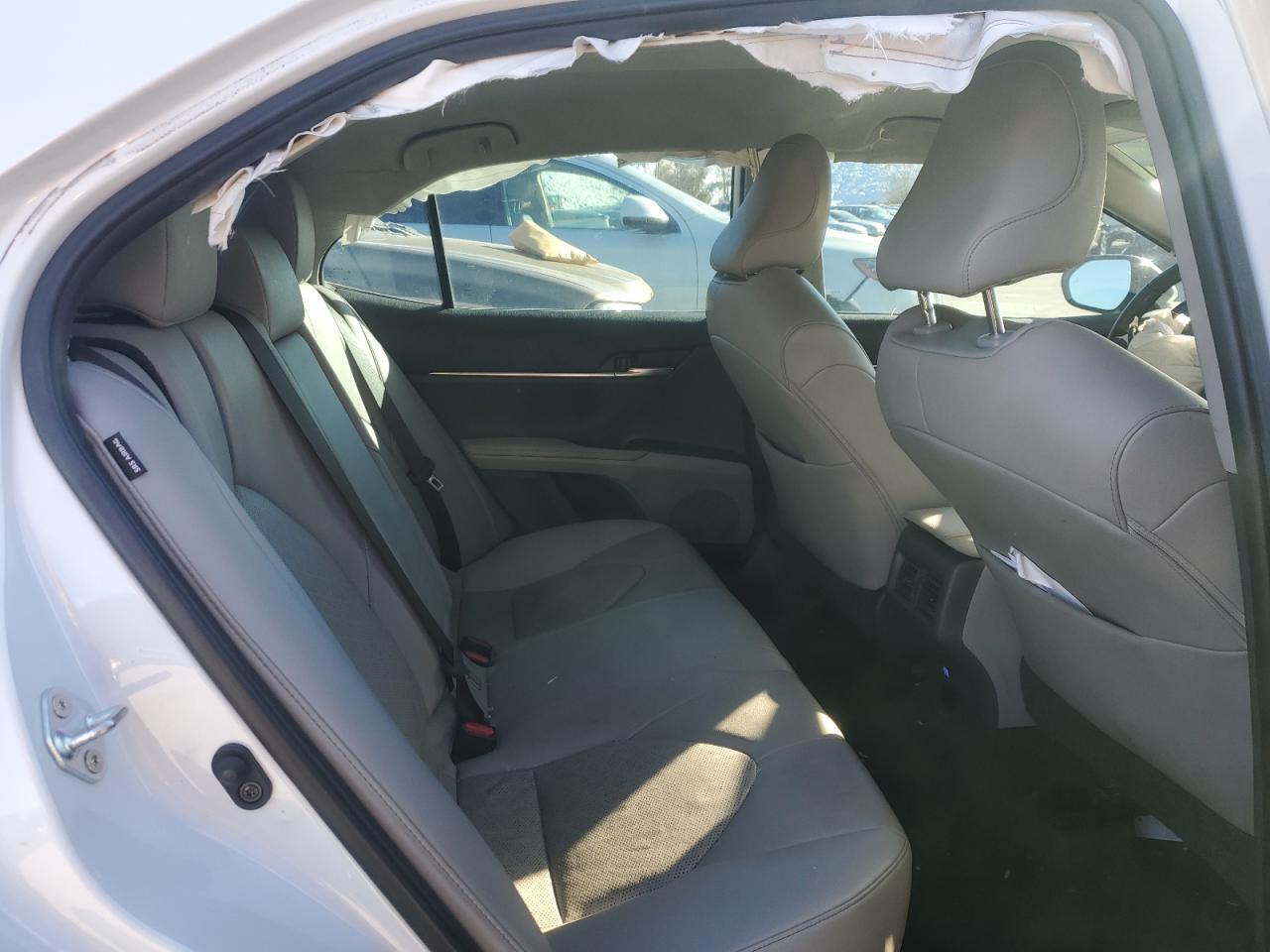 2021 Toyota Camry - Image 10
