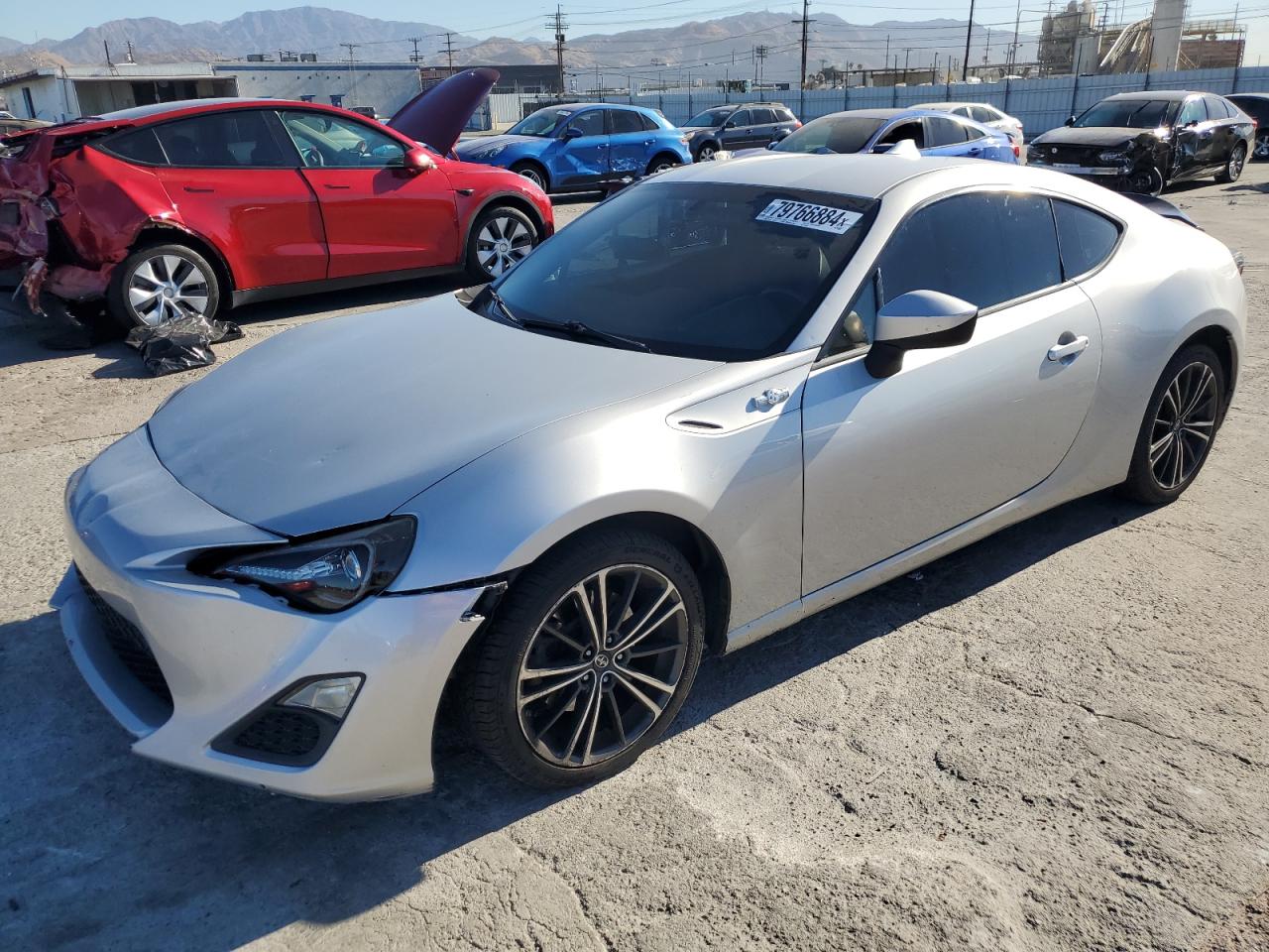 2013 TOYOTA SCION