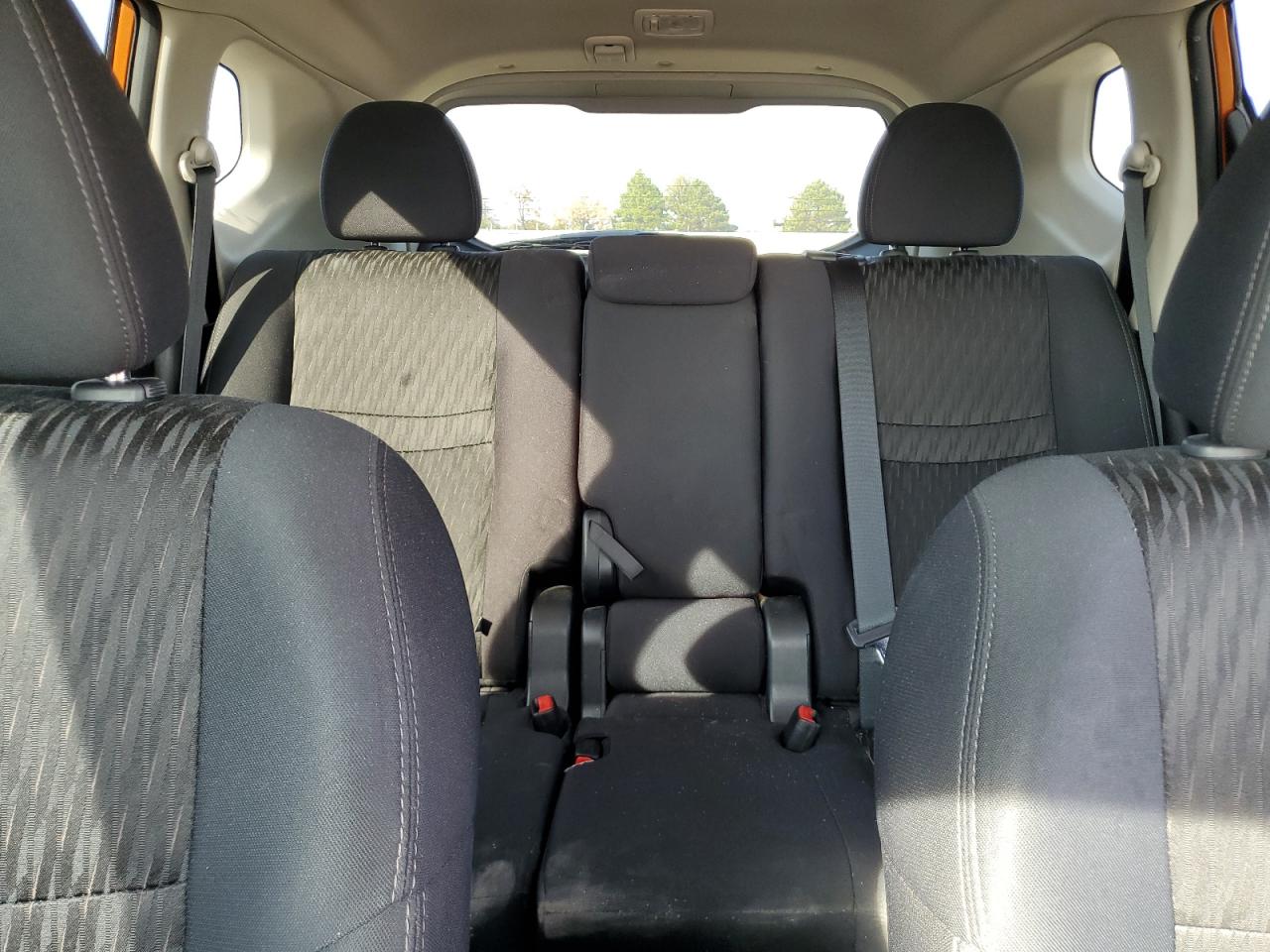 2019 Nissan Rogue - Image 10